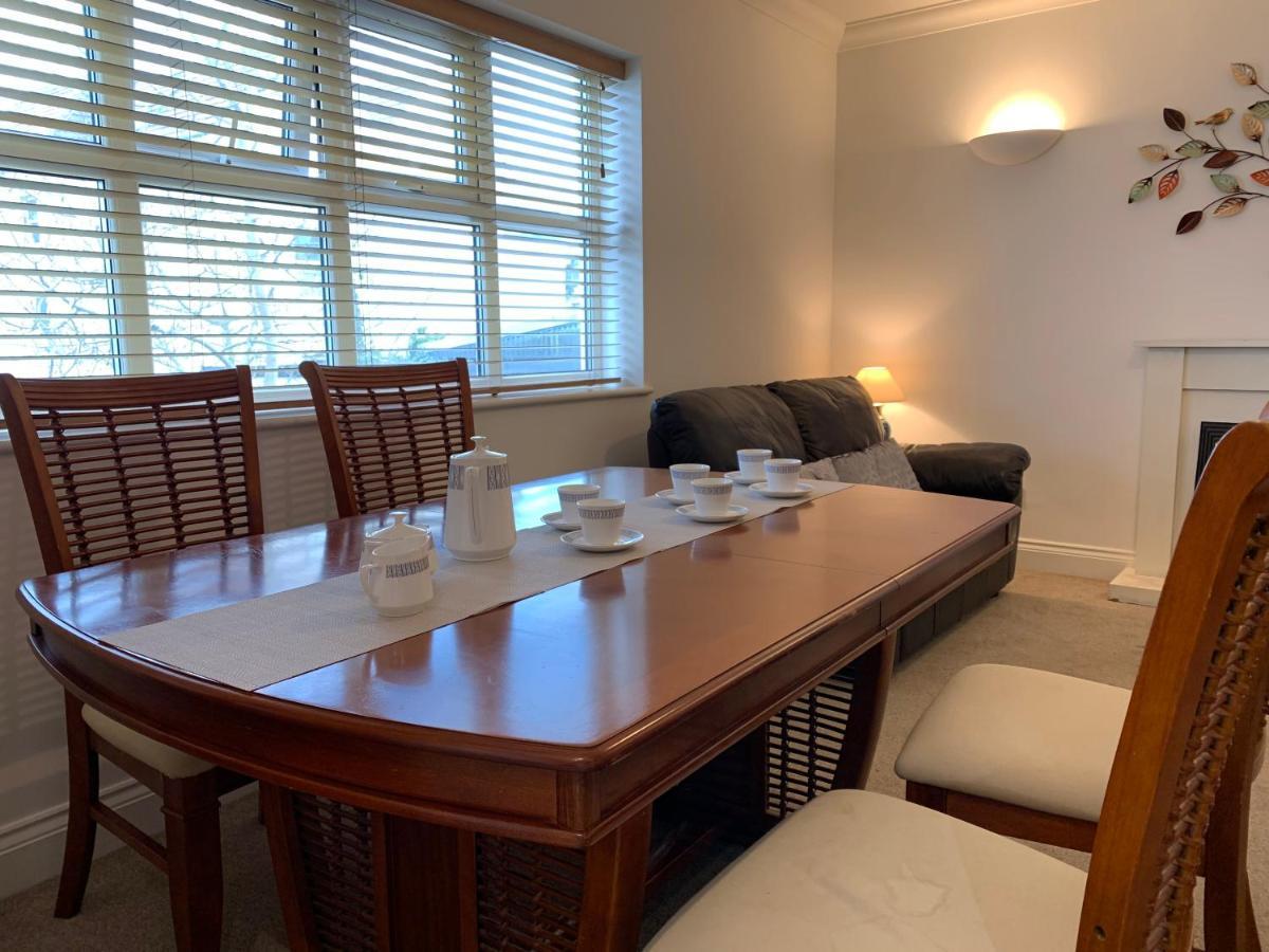 Bournemouth Beachfront Retreat 3 Bedroom 3 Bathroom Seaside B&B With Free Parking Екстериор снимка