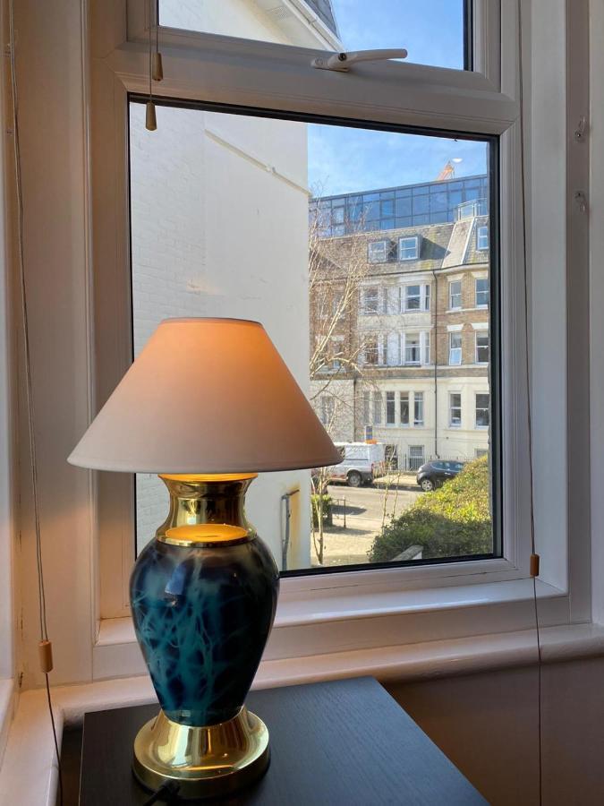 Bournemouth Beachfront Retreat 3 Bedroom 3 Bathroom Seaside B&B With Free Parking Екстериор снимка