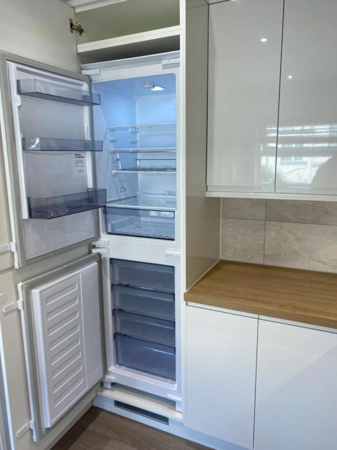 Bournemouth Beachfront Retreat 3 Bedroom 3 Bathroom Seaside B&B With Free Parking Екстериор снимка