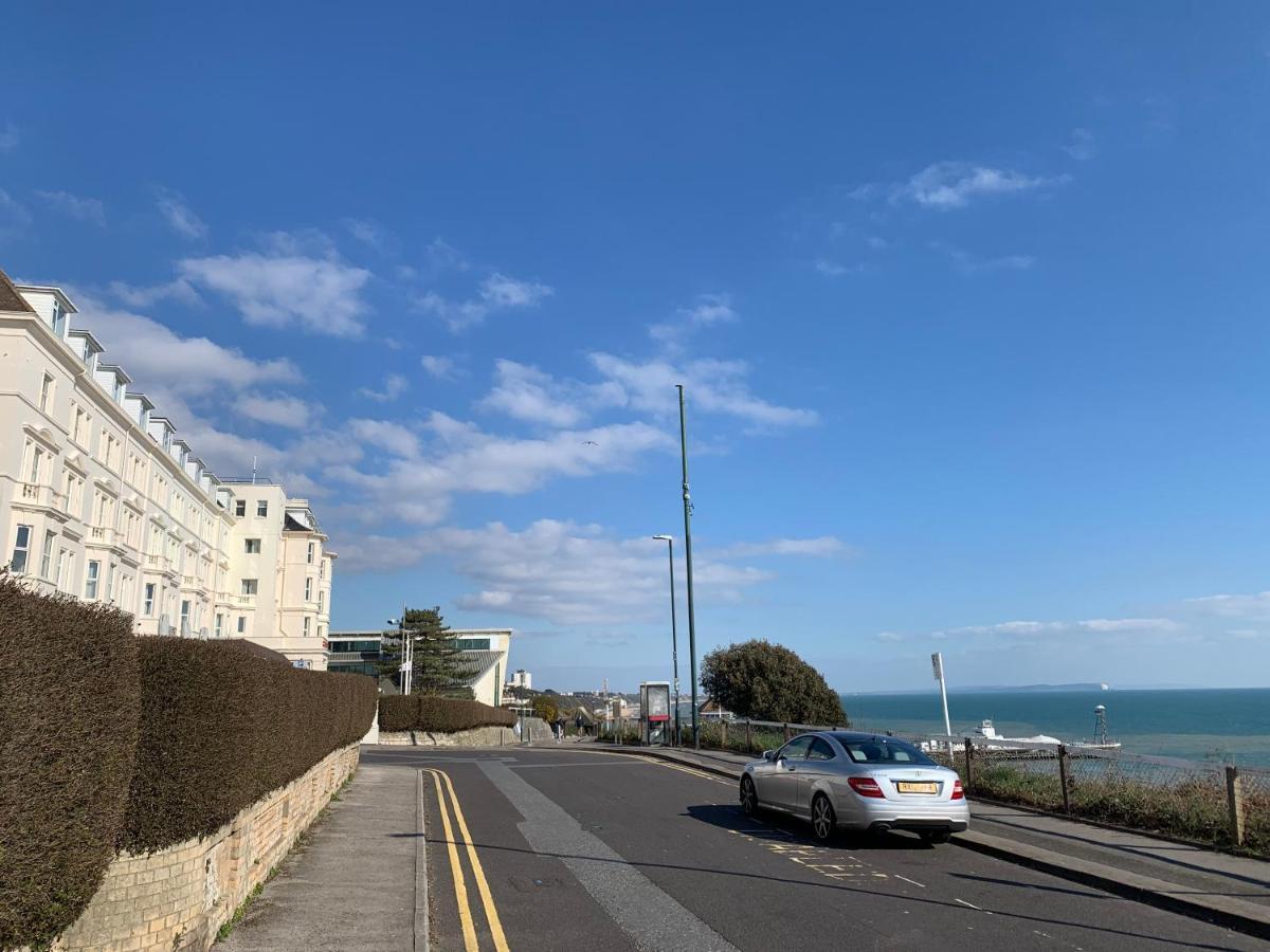 Bournemouth Beachfront Retreat 3 Bedroom 3 Bathroom Seaside B&B With Free Parking Екстериор снимка